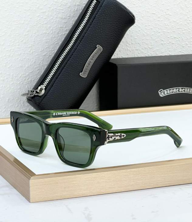 Picture of Chrome Hearts Sunglasses _SKUfw66635002fw